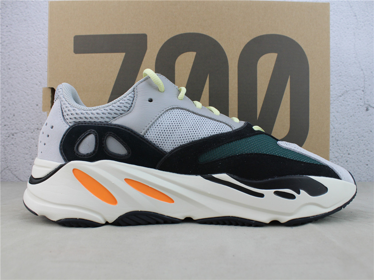 Yeezy Boost 700 wave Runner B75571